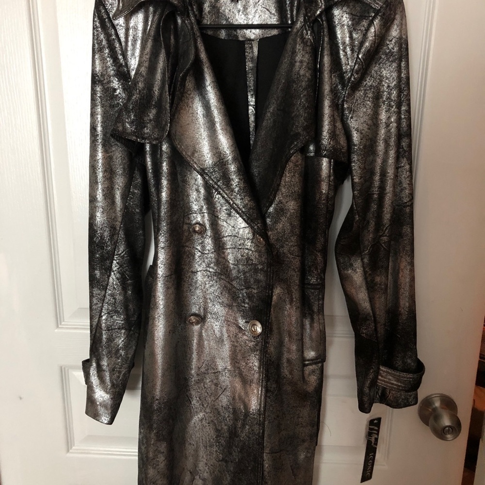 Peter Nygard trench M